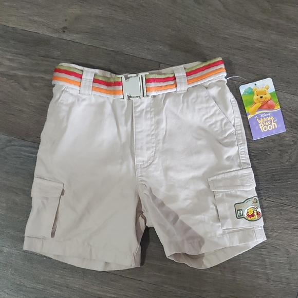 Disney Winnie The Pooh Boys Shorts Size 24 Month - Picture 1 of 7